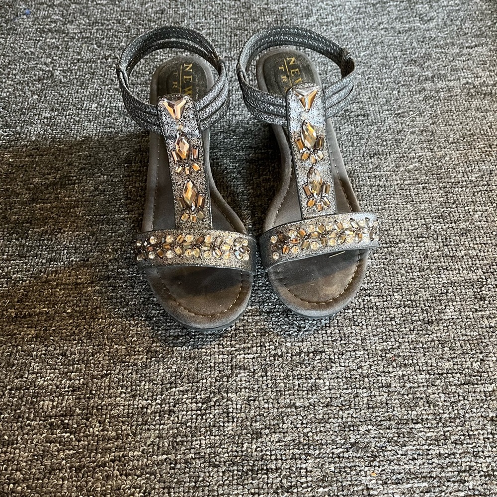 Women’s shoes